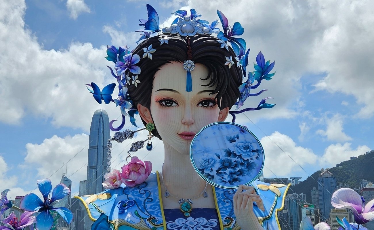 Zigong lanterns - Hong Kong fairies