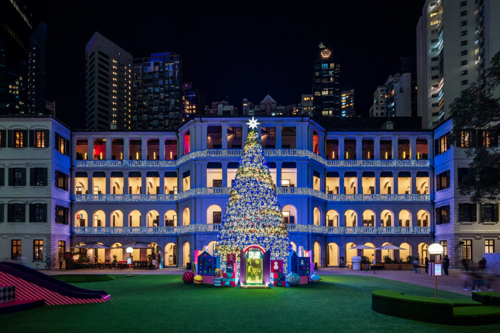 HKJC x Tai Kwun - Simple Gifts of Joy 2025 -12-metre Christmas tree_2