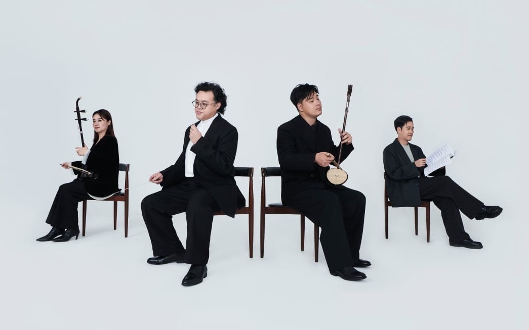 Light and Shadow on Strings