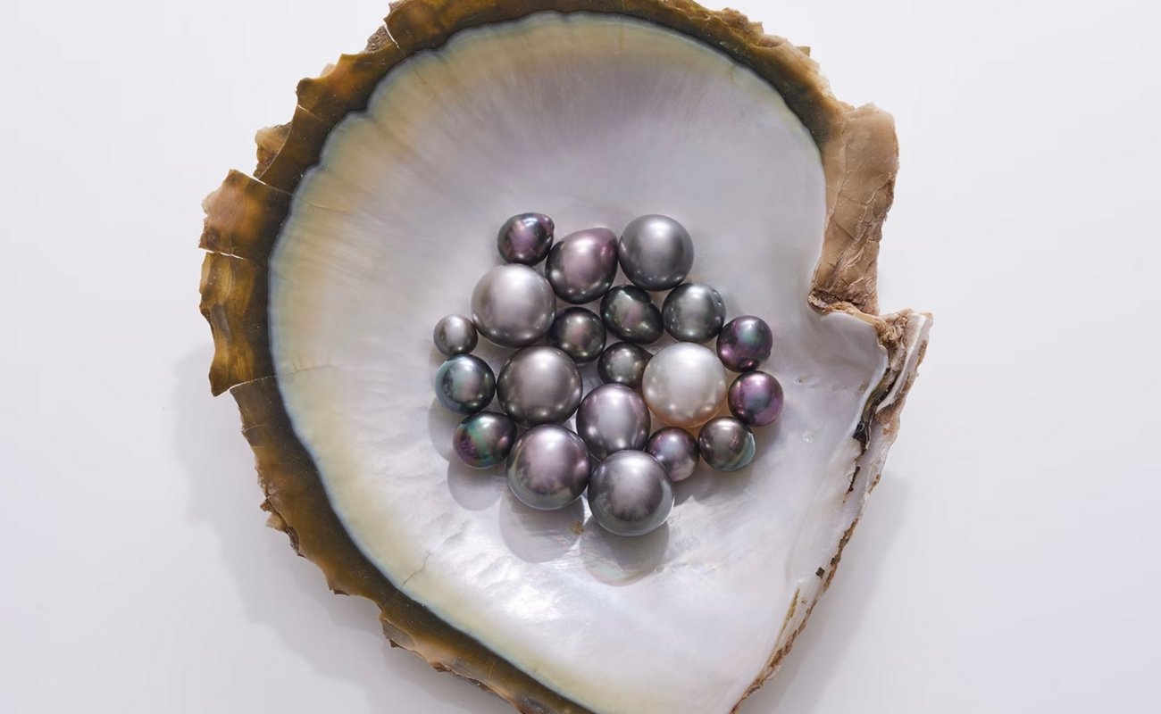Pearls - History, Science and Legends