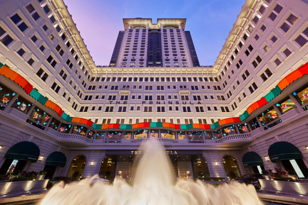 Rendering of Swimming in Light by Angel Hui