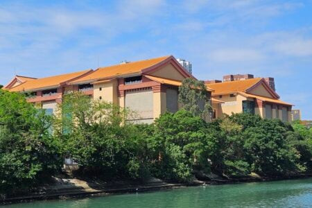 Hong Kong Heritage Museum: Cultural Diversity & Living Legacy